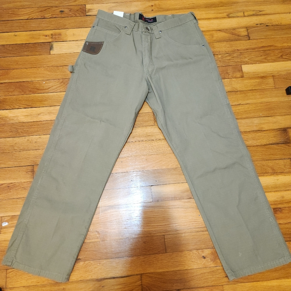 NWT Riggs Workwear by Wrangler Carpenter Pants Size 34x30 Olive Green